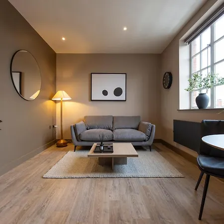 Apartment Headrow Lofts *