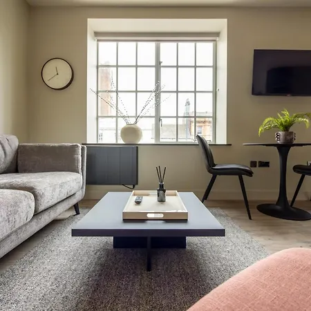 Headrow Lofts *