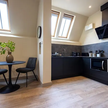 Headrow Lofts * לידס