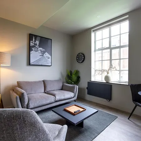 Headrow Lofts Apartament