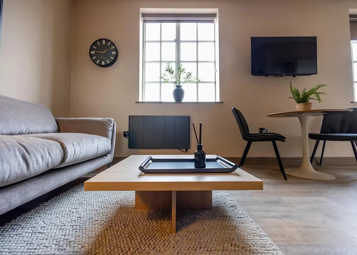 Apartment Headrow Lofts *