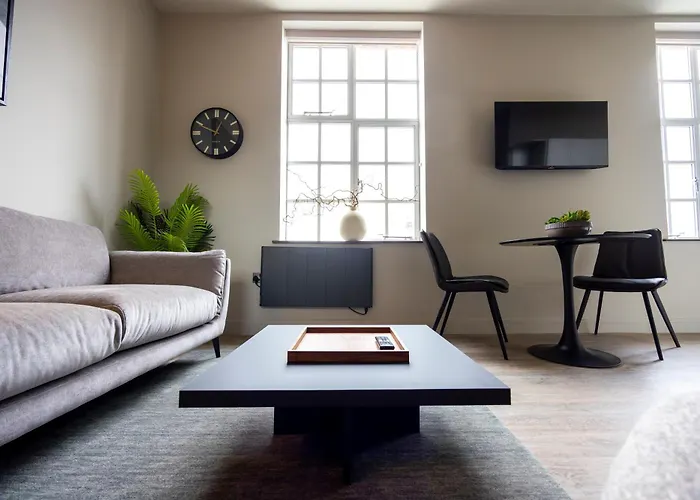 Apartment Headrow Lofts *